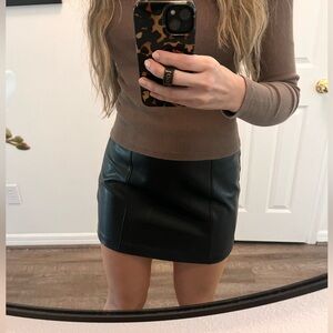 Abercrombie black faux leather skirt skort mini size small new with tags